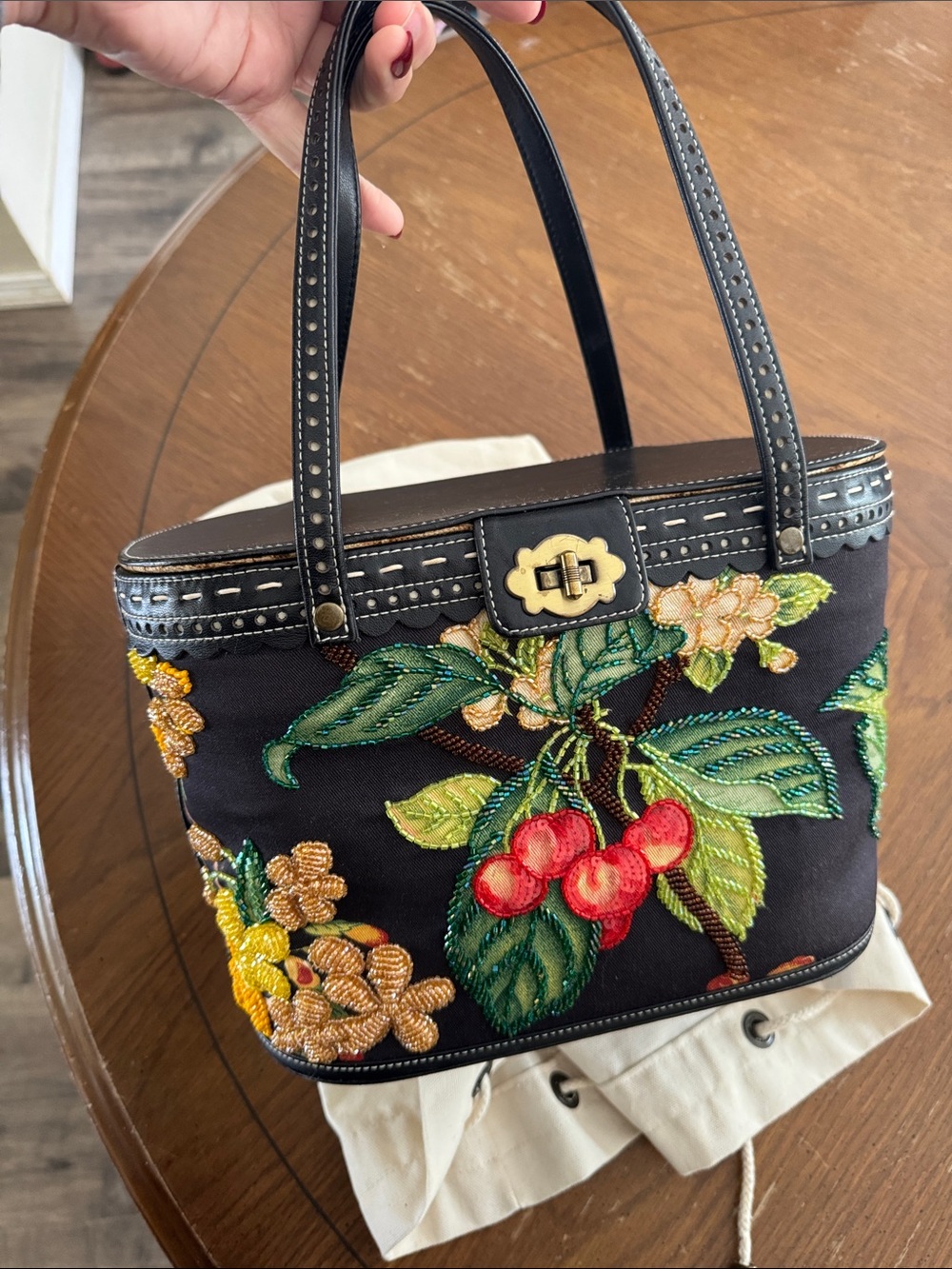 RARE Vintage Isabella Fiore Embellished Beaded Fruit Basket Bucket Handbag Purse
